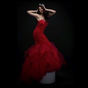 Prom or pageant dress